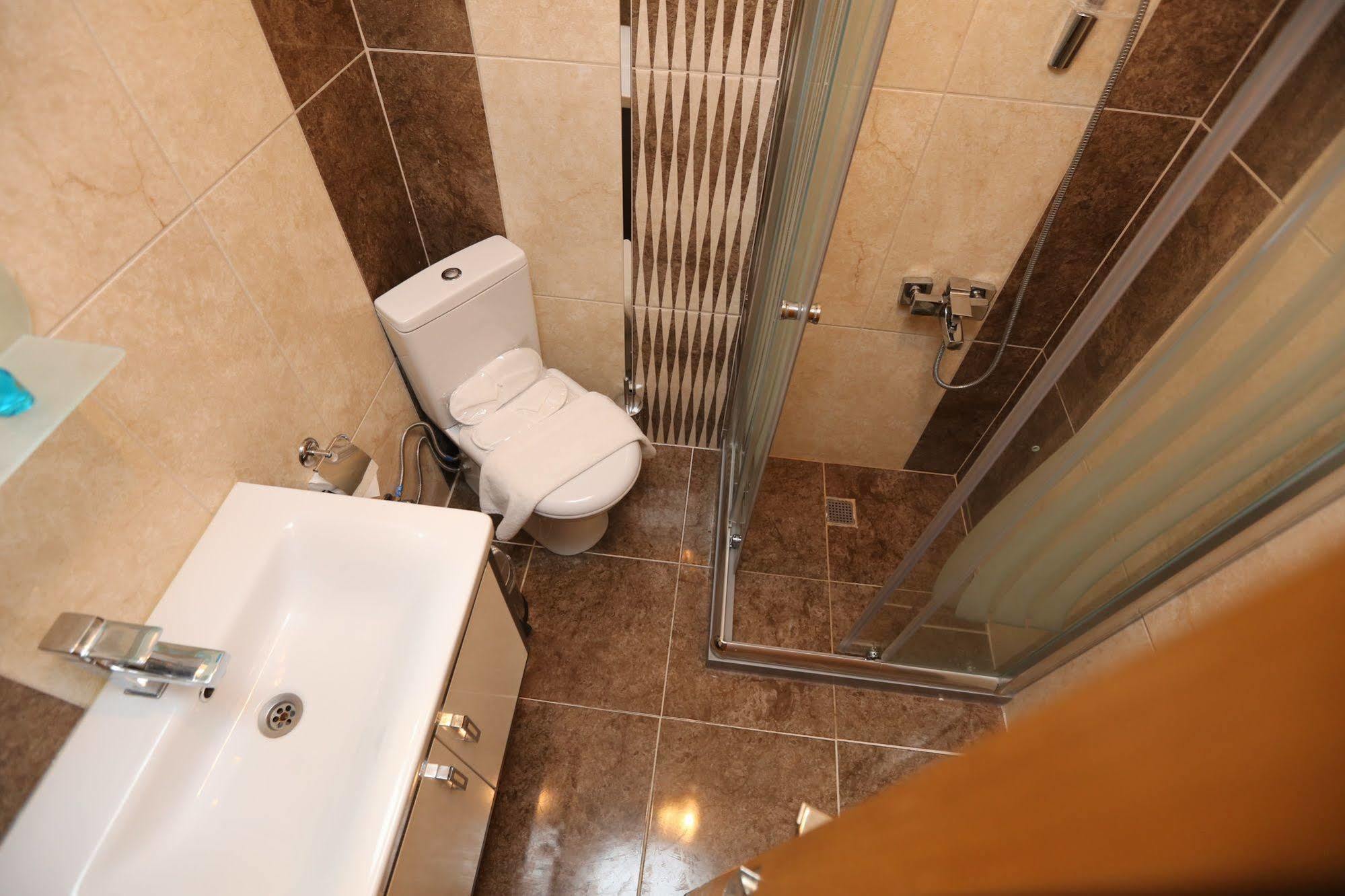 Camelot Apartment Istanbul Exterior photo