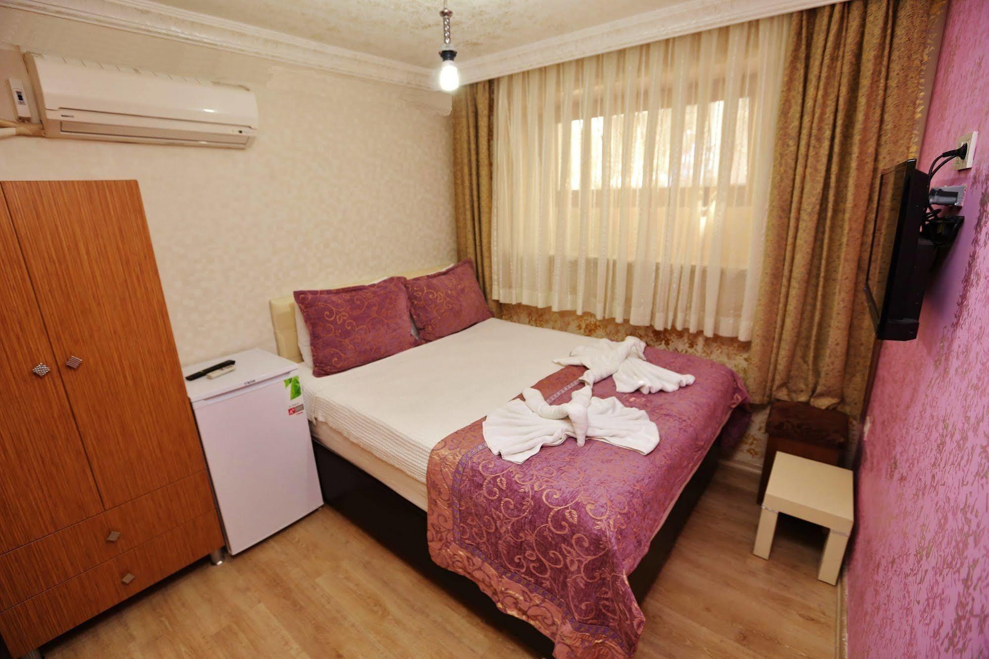 Camelot Apartment Istanbul Exterior photo