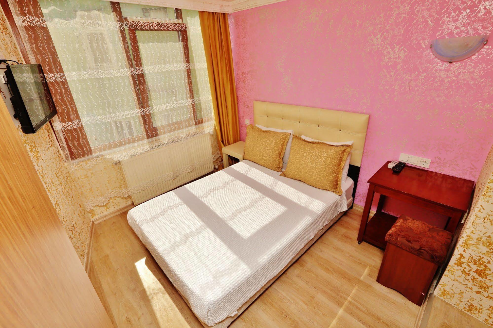 Camelot Apartment Istanbul Exterior photo